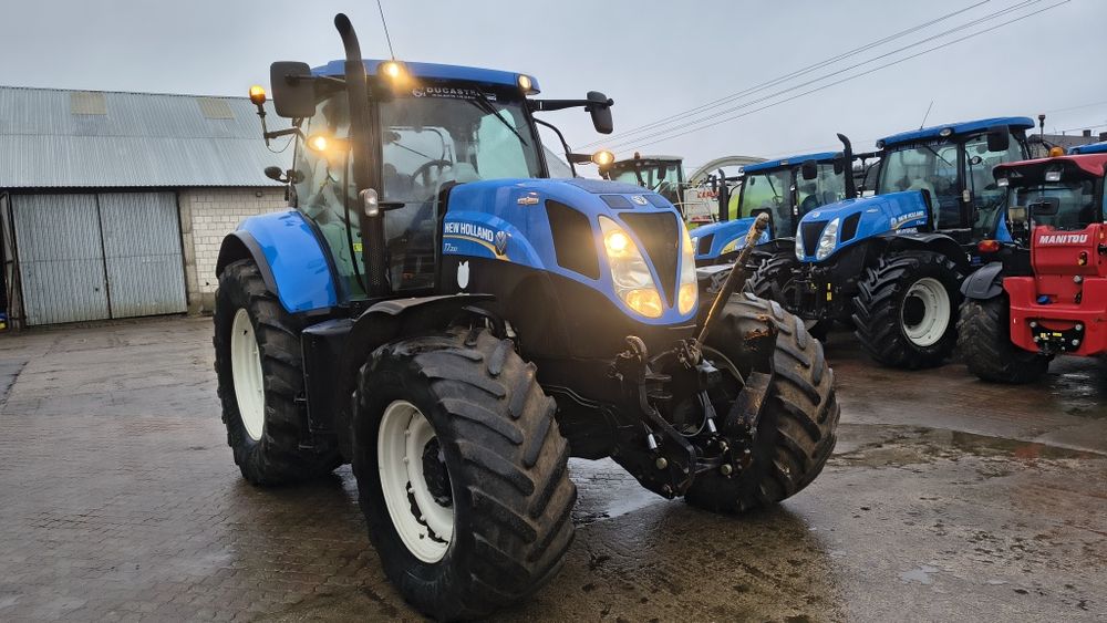New Holland T7.200