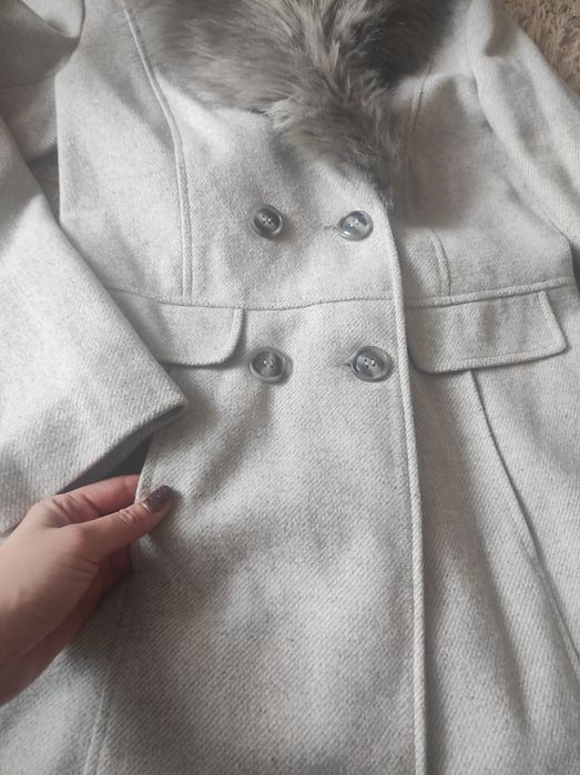 Пальто , плащ , пальтишко