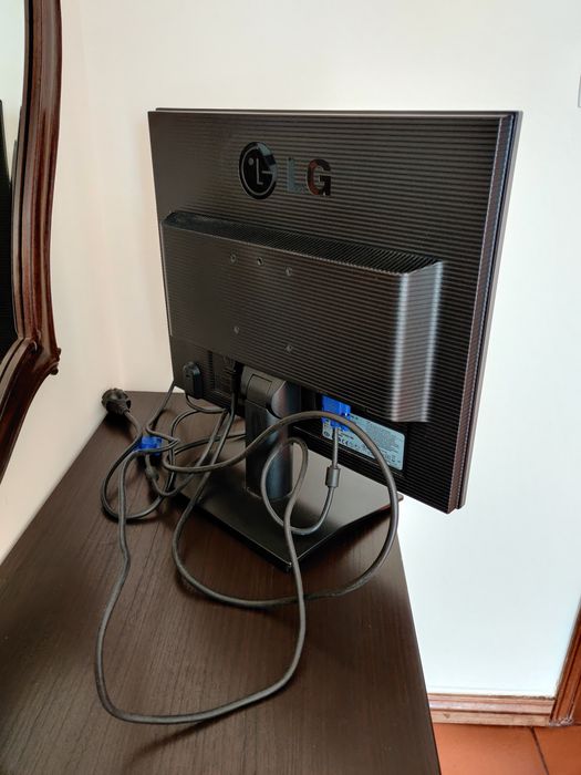Monitor LG antigo423377797833697281
