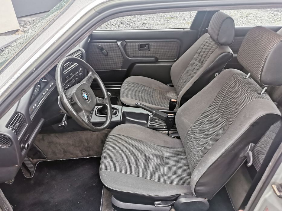 BMW 320i E30 6 cylindrów manual coupe zamiana