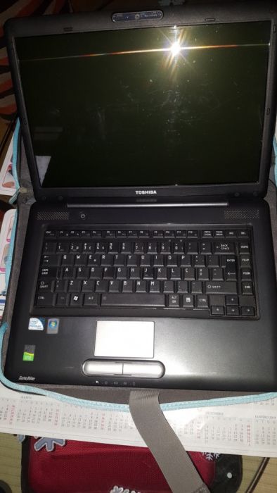 Computador TOSHIBA