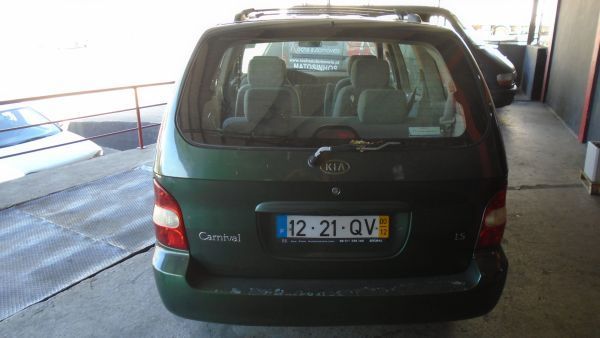 Para Peças Kia Carnival I (Up)