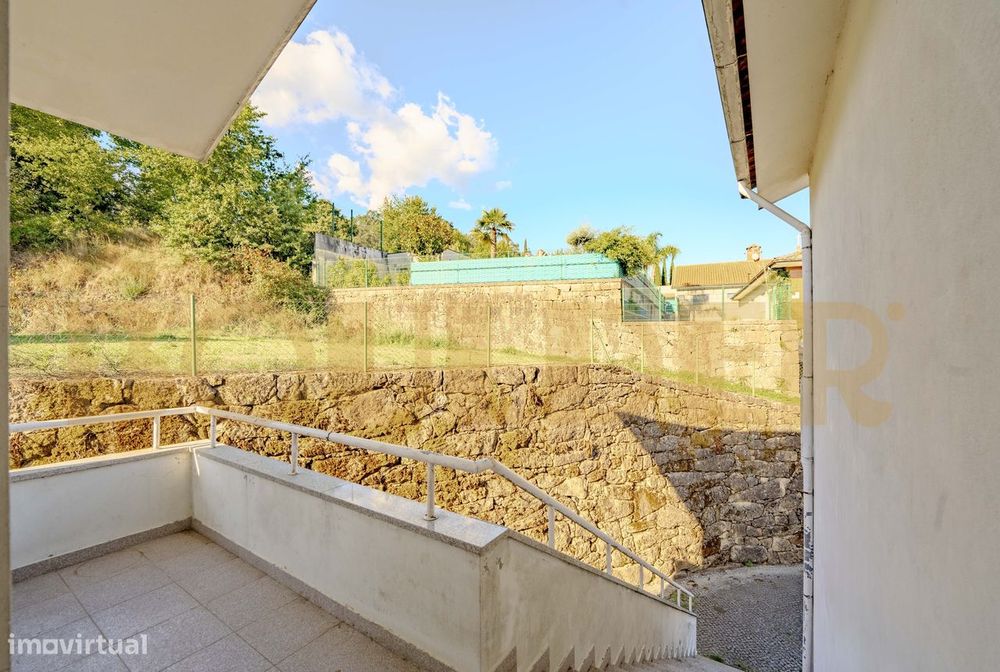 Andar moradia T3 em Fervença