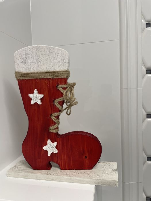 Drewniany czerwony but świąteczny dekoracja Handmade