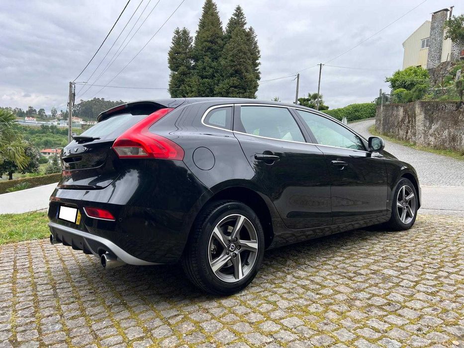 Volvo V40 R.Design 2,0 d 120cv 2015