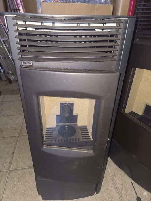 Piec/kominek na pelletP9, P12 Nemaxx