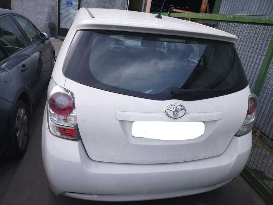 Toyota Verso 2.2 D4D 2011 | PARA PEÇAS |