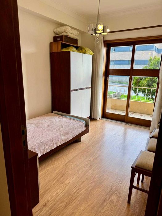 Apartamento T2+1 remodelado em Viana do Castelo para arrendar, próximo de escolas, hospital e universidades