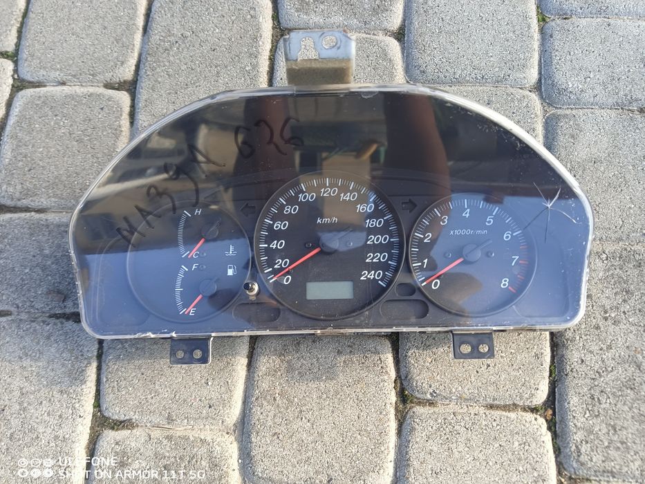 Панель приладів Мазда 626 1.8/2.0І 2000рік