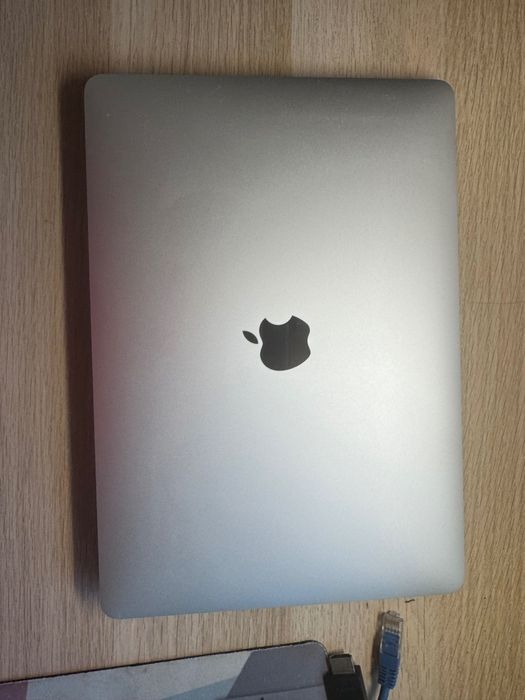 MacBook Pro 13” Apple M1 | 16GB RAM | 1TB SSD |  Prateado | Como novo