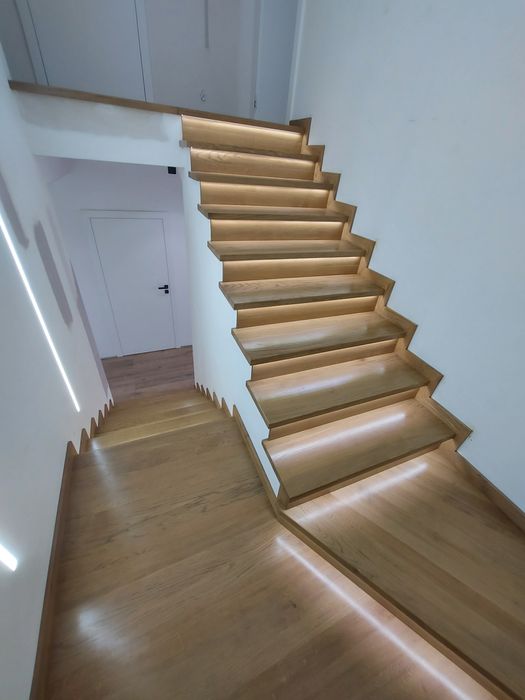 Schody drewniane/ schody z drewna