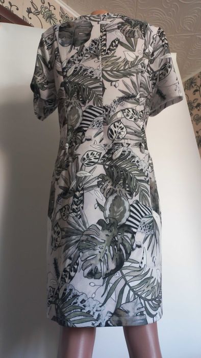 сукня на блискавці міді нова 50 52 розмір нова