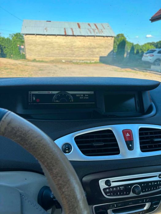 RENAULT megane scenic