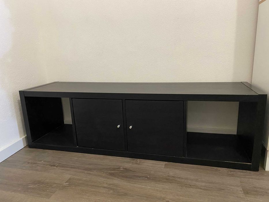 móvel de TV / móvel baixo com arrumação
