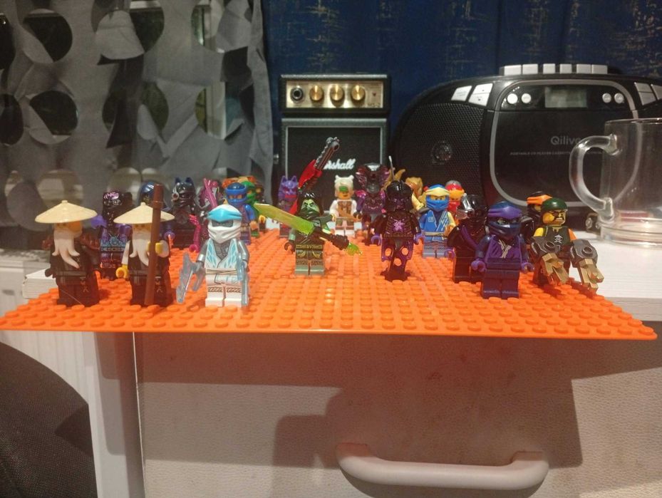 Kolekcja figurek lego ninjago