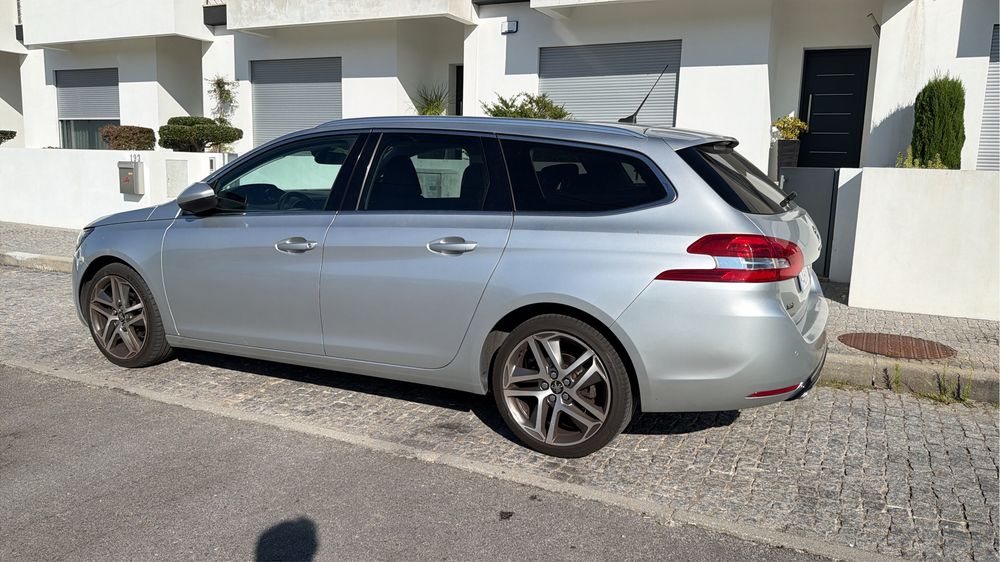 Peugeot 308 SW como nova
