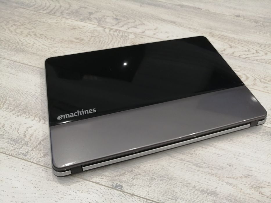 Ноутбук Emachines E730Z series