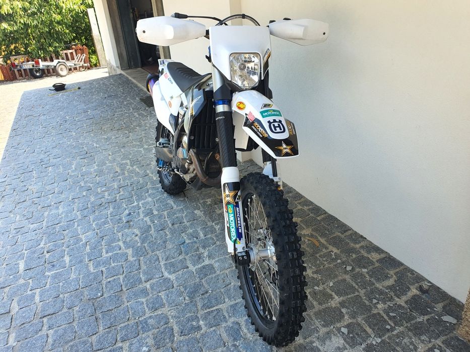 Husqvarna FE 350 Rockstar 22