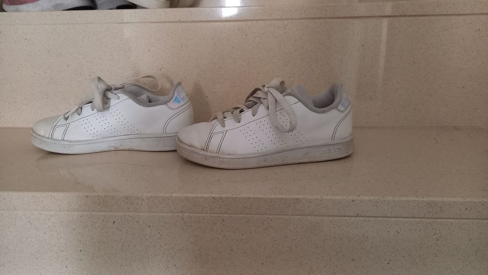 Ténis adidas 32 menina