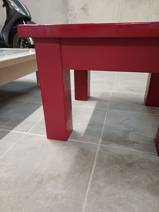 Mesas de apoio em madeira