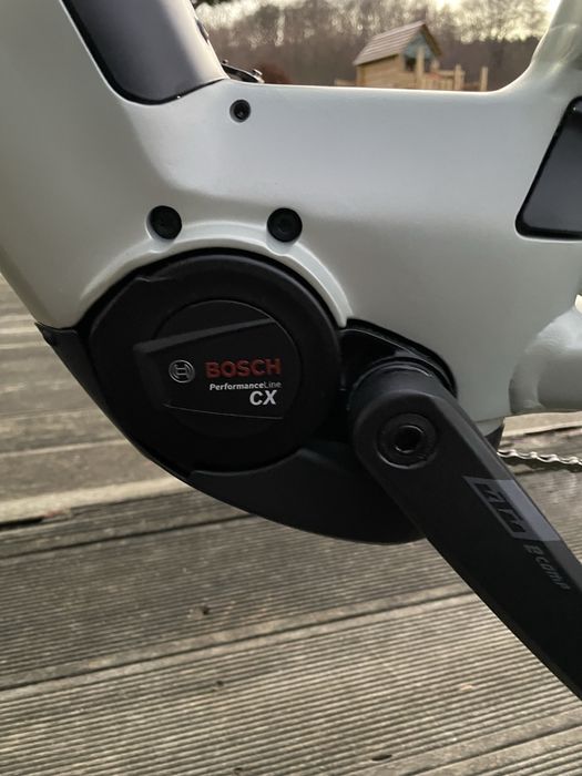 Rower elektryczny KTM Macina Aera LFC 571 rozmiar L