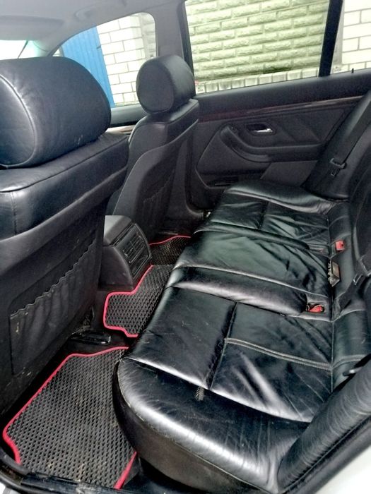 Продам бмв е39 туринг