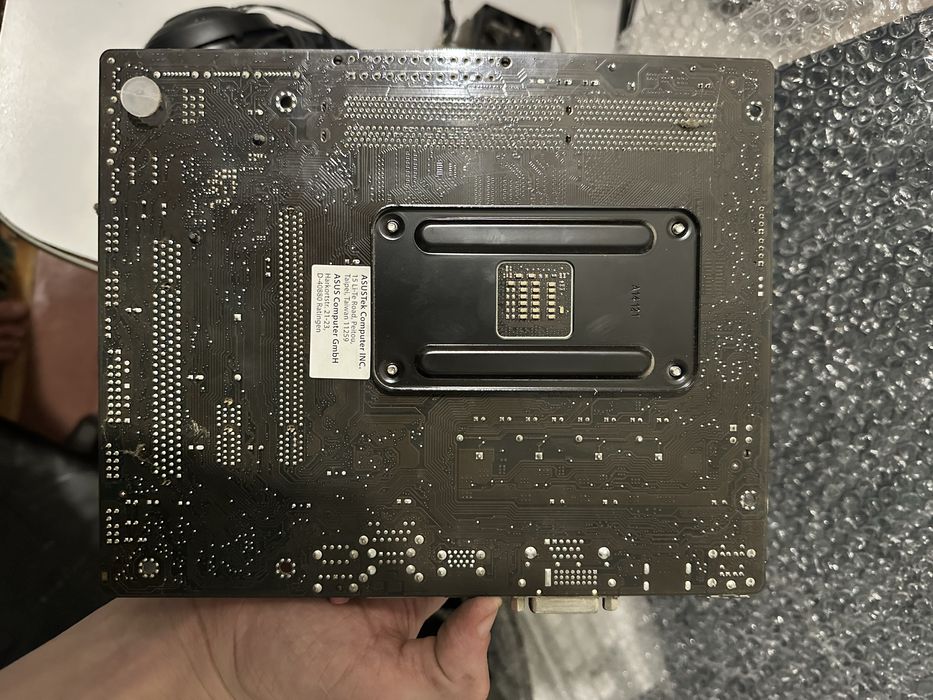 Продаж комплектуючих