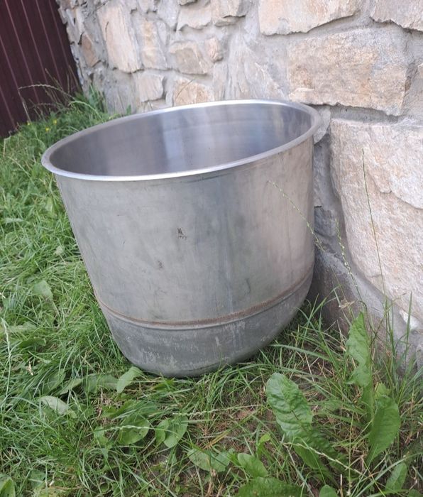 Бак от стиральной машинки в хорошем состоянии