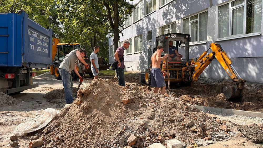 Вивіз сміття Кременчук,вантажні перевезення,послуги вантажників,утилізація по талонам, ЗІЛ,ДАФ