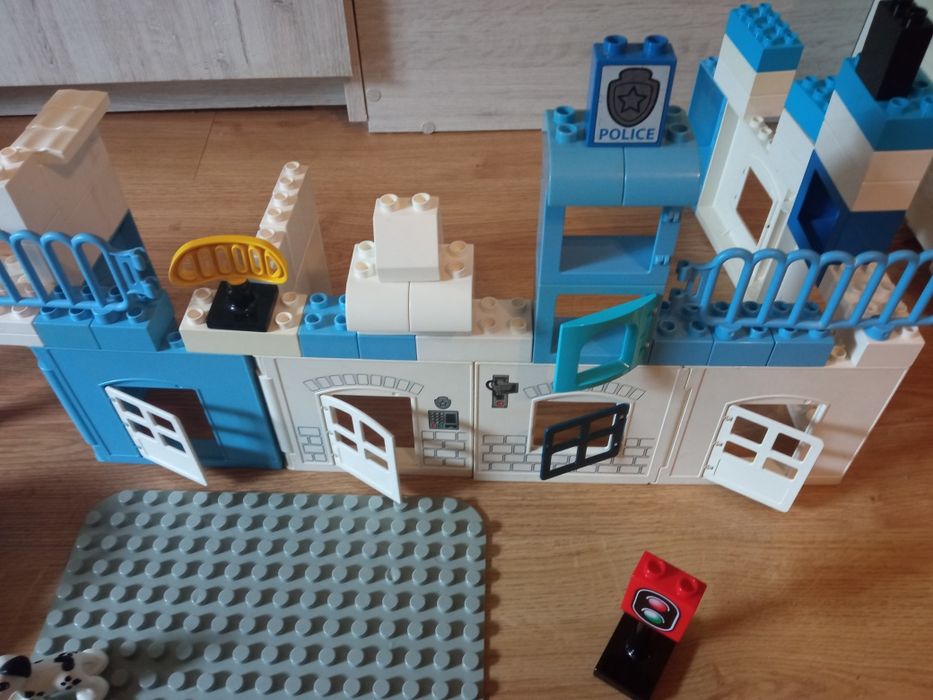 Lego Duplo policja