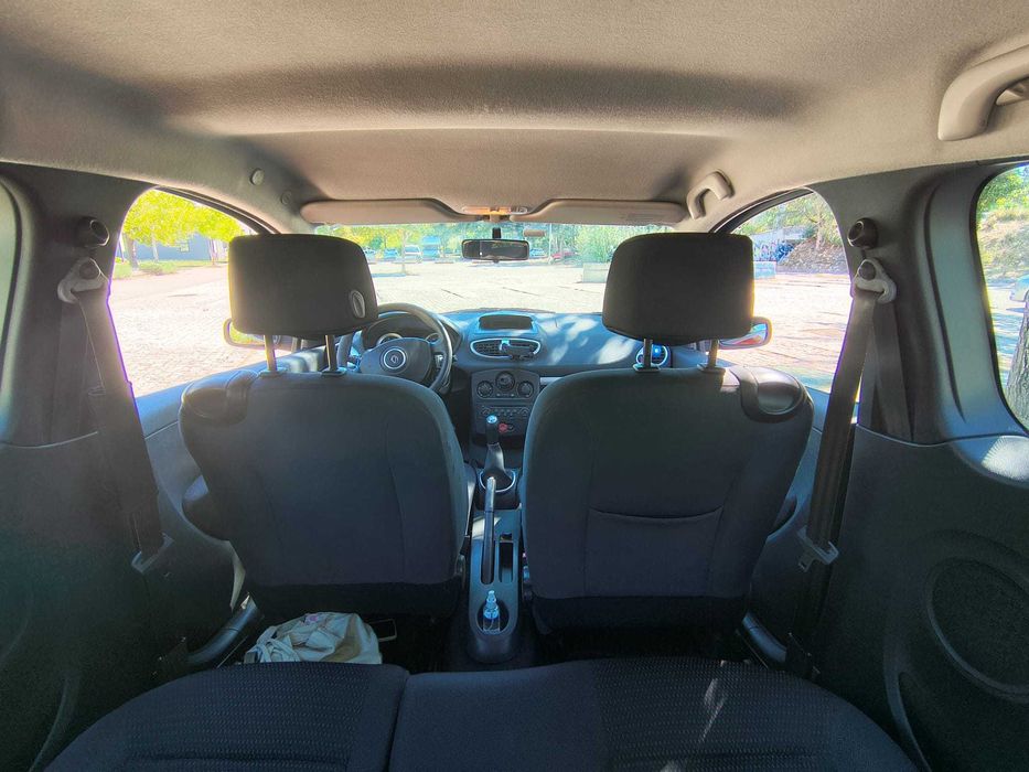 Renault Clio III 1.2 gasolina