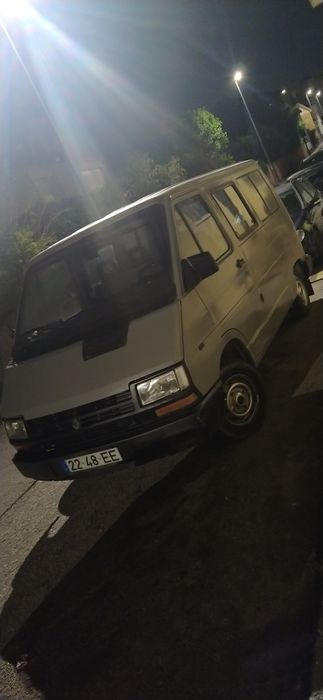 Vendo Renault tráfic 7 lugares