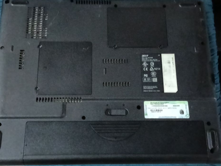PC Acer Aspire  1660