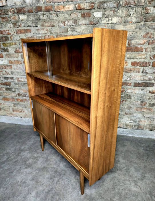 Biblioteczka Bytomska vintage prl po całkowitej renowacji CUDO