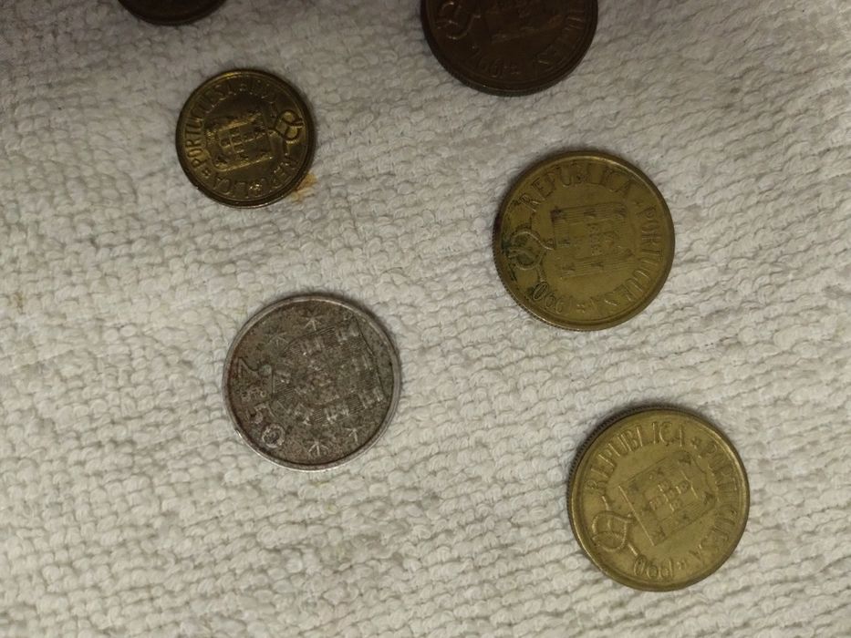 10 moedas de escudo Portugal