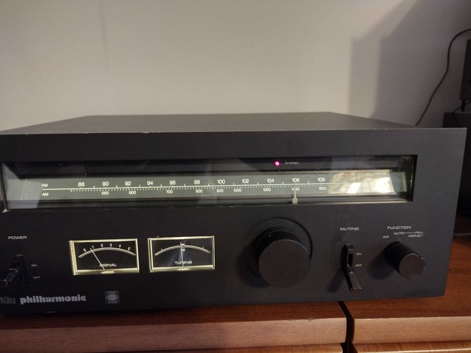 Tuner IGU Philharmonic  PHT 8200 radio Hi-Fi   nie Unitra Diora Tonsil