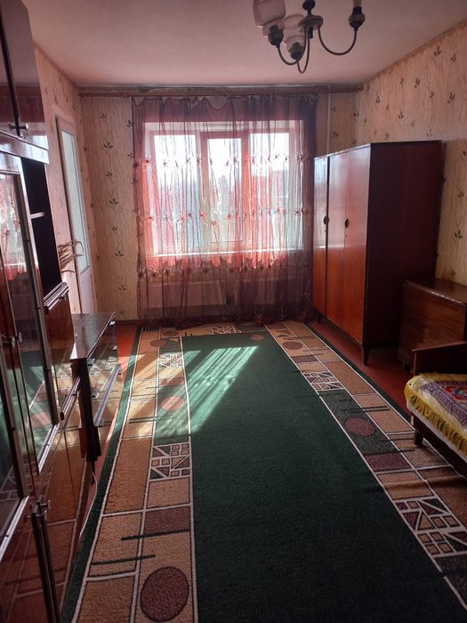 Квартира одно кімнатна військове містечко 12