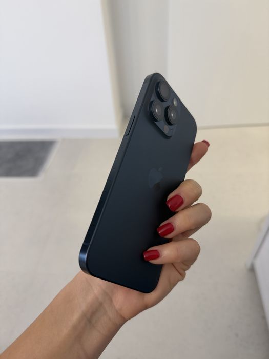 Продам ihpone 15 Pro Max 256gb