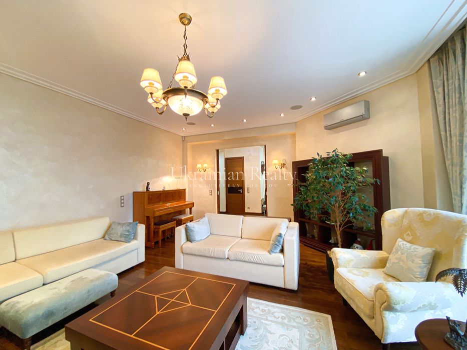 Продаж 4к квартири вул. Назарівська  23а. Ботанічний сад Фоміна