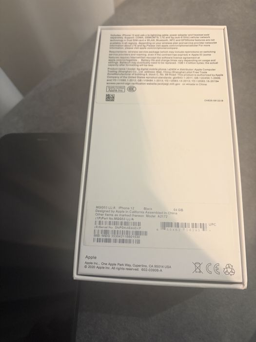 Iphon 12 czarny 64G  wraz z etui