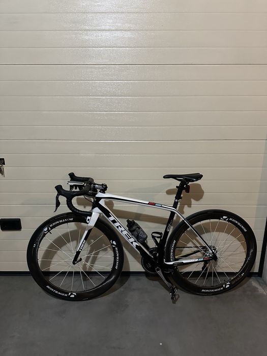 Bicicleta de estrada Trek Madone 5.9