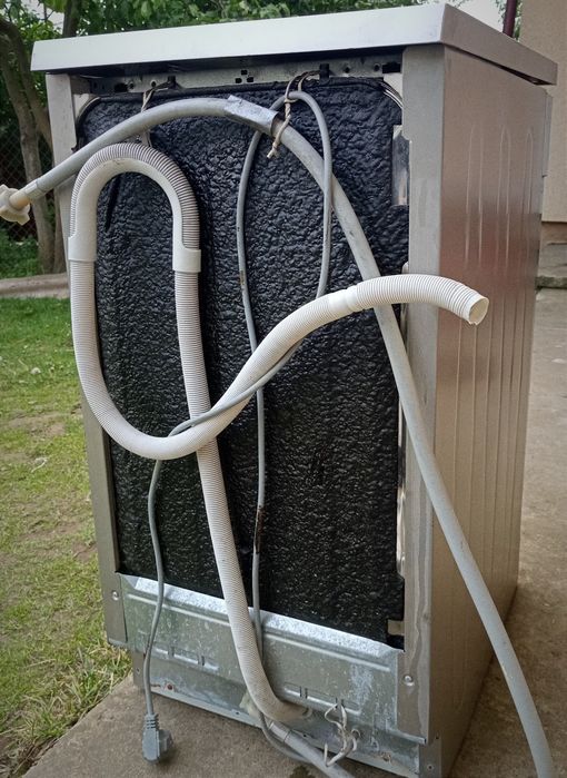 Посудомийна машина