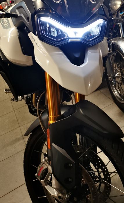 Triumph Tiger Rally, só 301 Km reais C/Nova /GARANTIA/ Troca por carro