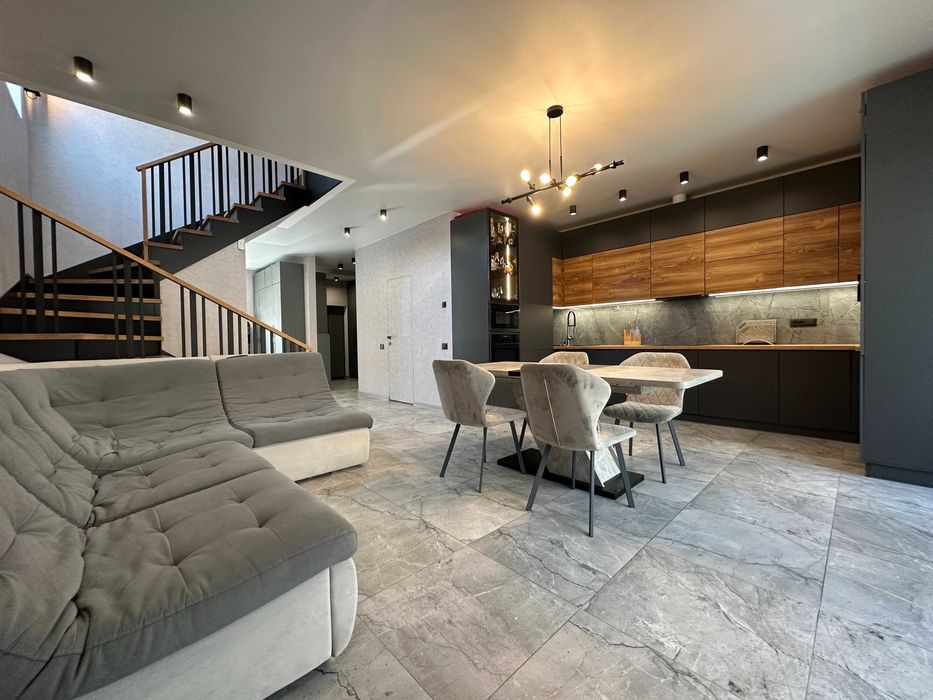 Стильный Хозяйский дом с Ремонтом! Делали для СЕБЯ! Маршала Жукова!