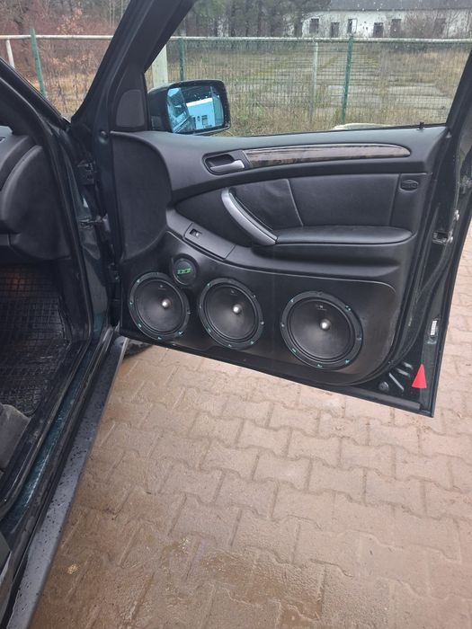 Продам е53 або х5 2004року