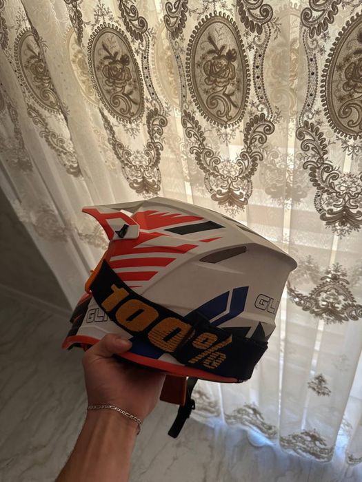 шлем для кросового мотоцикла