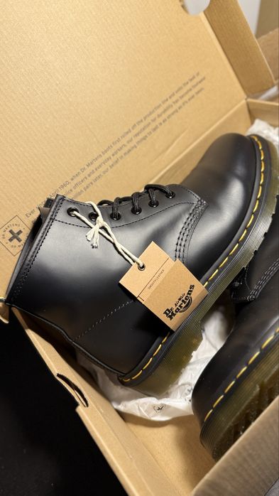 Dr. Martens 6-oczkowe Smooth czarne r. 41 – nowe z metką, pudełko