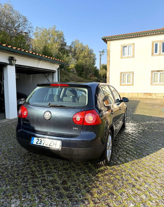 Volkswagen Golf V 1.4 FSI