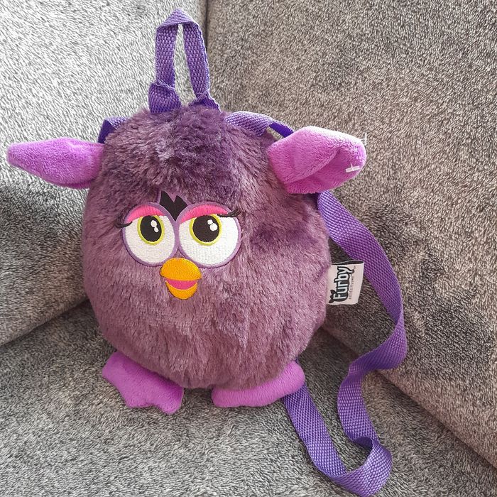 Futrzany plecaczek Furby