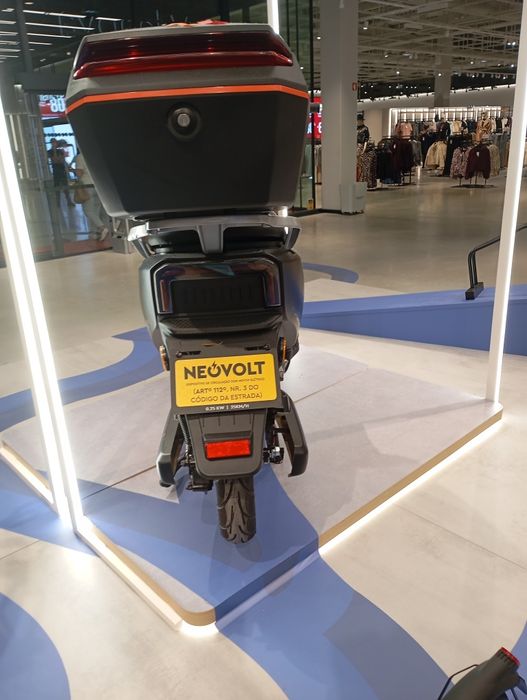 Scooter elétrica Nova Neovolt Go-X pro 2
